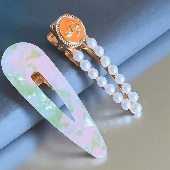 2/$21 *New* 2 Piece Ladies Cute Hair Accessories - Picture 1 of 10